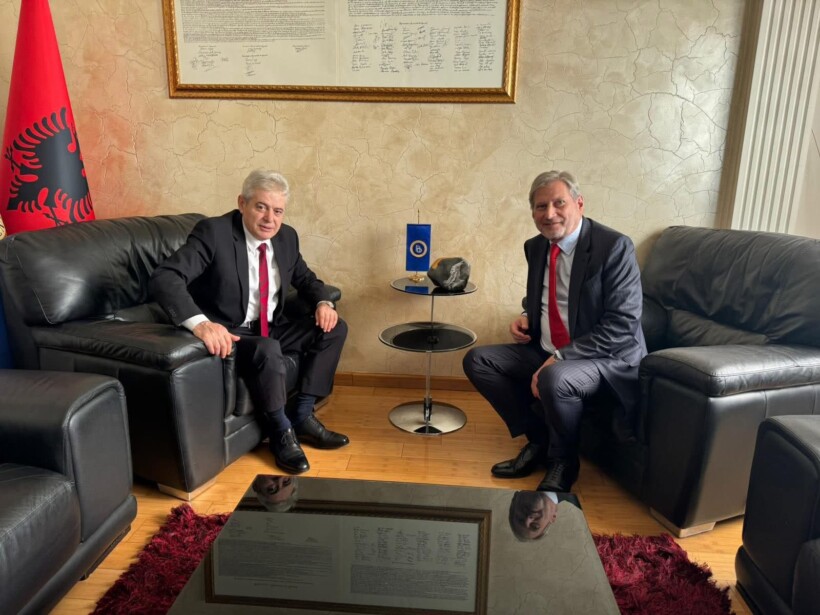 Ali Ahmeti takon Johannes Hahn: Integrimi në BE mbetet prioritet i pakontestueshëm