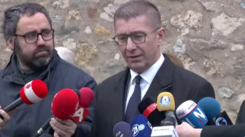 (VIDEO) Mickoski pret që kryeprokurori i ri t’i hetojë lëndët të “mbajtura në sirtar”