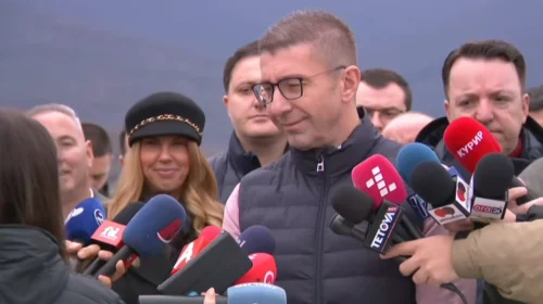 (VIDEO) Mickoski: Koalicioni qeverisës po funksionon shkëlqyeshëm