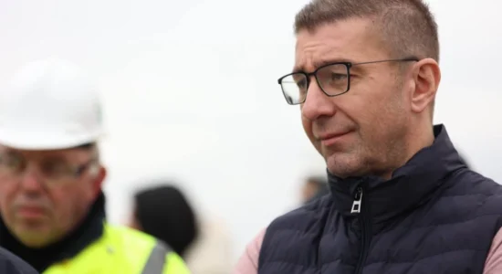 Mickoski: Nëse kompania ka paguar taksa jashtë vendit, qytetarët nuk kanë nevojë ta bëjnë këtë