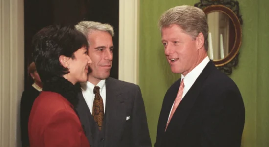 “Nuk bëra asgjë të gabuar”, Bill Clinton nis dëshminë për Epstein