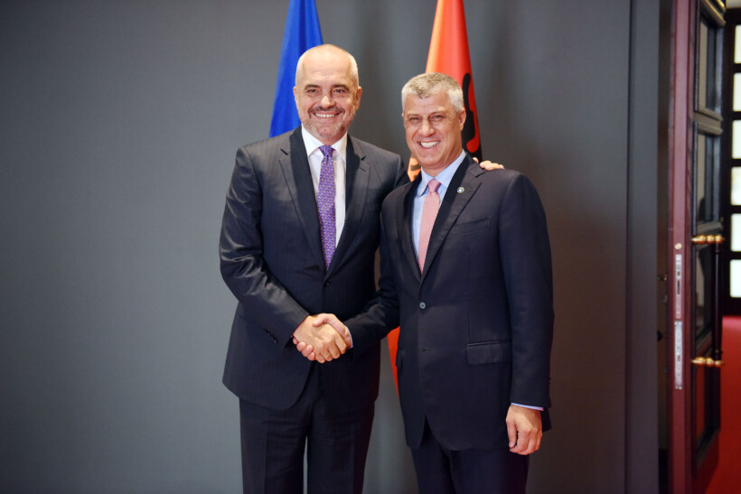 Edi Rama reagon ashpër ndaj Hagës: Kërkesë për varrosje për së gjalli