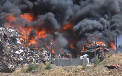 Zjarri në Vizbeg. Foto: TV SHENJA