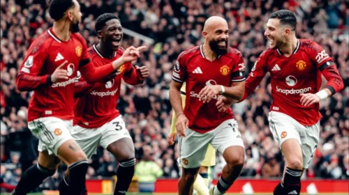 Manchester United merr fitoren e katërt radhazi, mposht edhe Tottenhamin