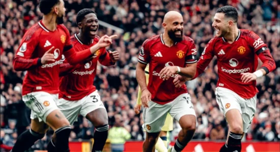 Manchester United merr fitoren e katërt radhazi, mposht edhe Tottenhamin