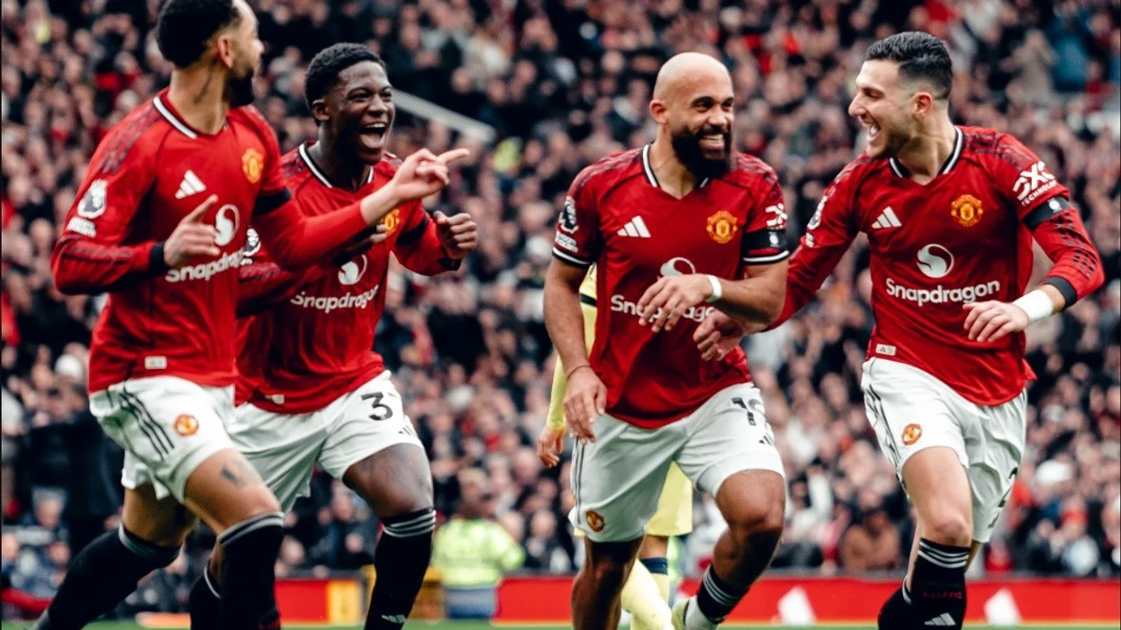 Manchester United merr fitoren e katërt radhazi  mposht edhe Tottenhamin