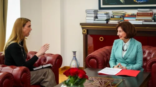 Siljanovska – Varns: Partneritetin strategjik amerikano-maqedonas dhe aleanca në NATO janë të rëndësishme për stabilitetin në kohëra të sfidave të sigurisë