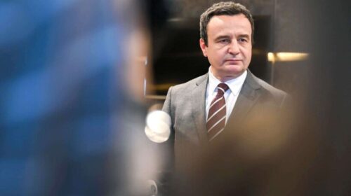 Kurti: Sot festojmë, por edhe nderojmë rezistencën paqësore dhe luftën e drejtë të UÇK-së