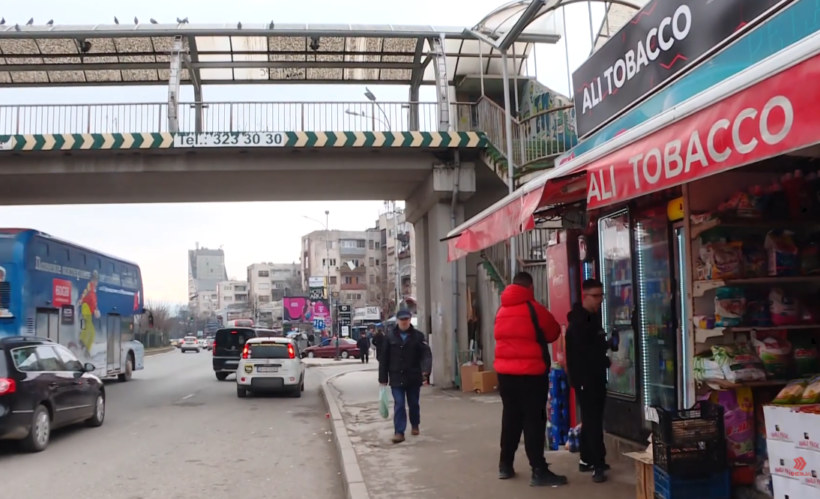 (VIDEO) Gjorgjievski paralajmëron heqjen e “Ali Tobakos” nga trotuari në Bit Pazar