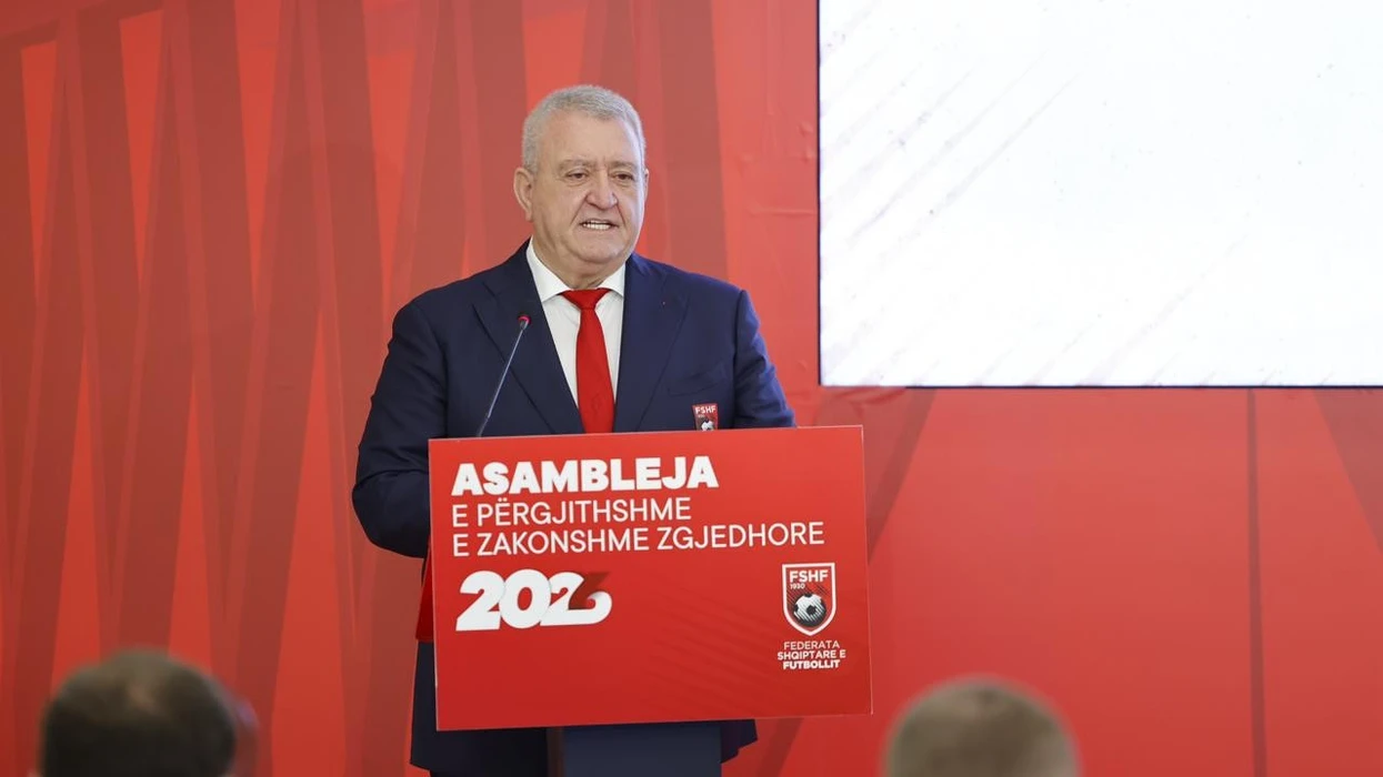 Armand Duka rizgjidhet për herë të shtatë President i FSHF‑së