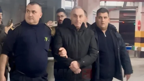 (VIDEO) Partitë politike me reagime të ndryshme për masën ndaj Artan Grubit