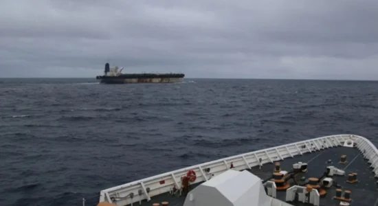 India në negociata më SHBA-në për të blerë naftë të papërpunuar nga Venezuela, kërkon të zvogëlojë varësinë e saj nga nafta ruse