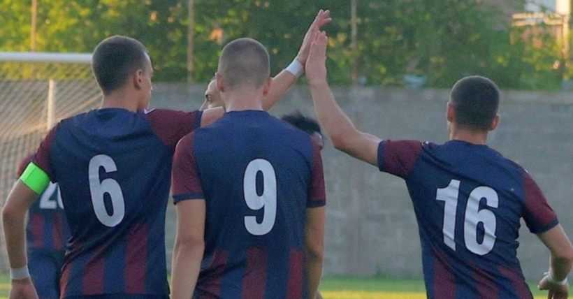 Sileksi siguron gjysmëfinalen, eliminon Detonitin