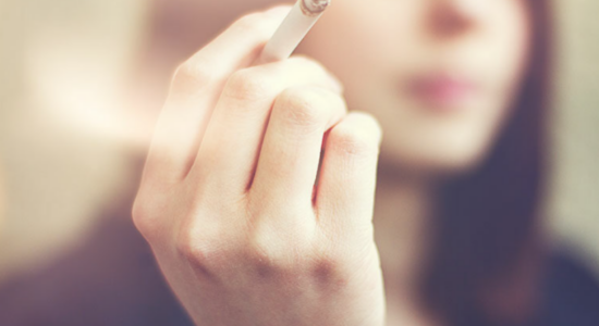 (VIDEO) Hulumtim, 13,3% e nxënësve të moshës 13 deri në 15 vjeç përdorues të duhanit