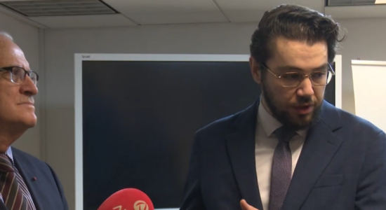 (VIDEO) Takohen redaksitë e posaçme të Enciklopedisë shqiptare