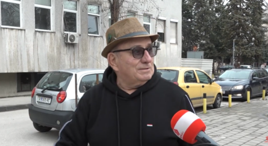 (VIDEO) Parkingu në Qendrën Klinike, makth për qytetarët