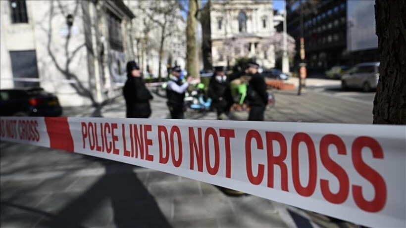 Një grua 50-vjeçare u qëllua për vdekje me thikë në një zonë të “lëvizshme” të Londrës