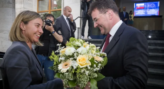 Dy ish-emisarë të BE-së për dialogun Kosovë-Serbi të përfshirë në ‘skandale ndërkombëtare’