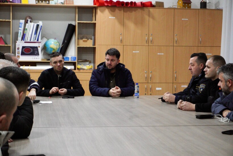 Më shumë se 30 shtëpi të kapluar nga uji, Elmazi: Do mbështesim familjet e prekura!