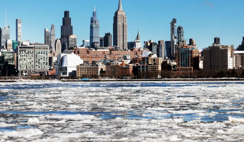 18 të vdekur nga moti ekstrem i ftohtë në New York, kryebashkiaku apelon për kujdes dhe siguri