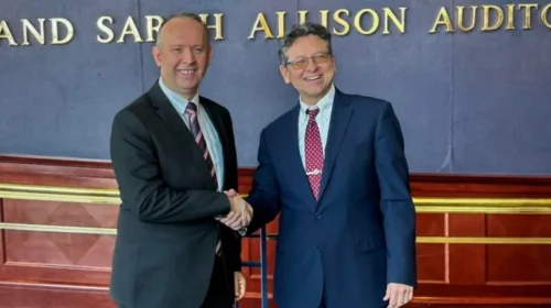 Gashi takohet me ekspertin amerikan Primorac për bashkëpunim strategjik