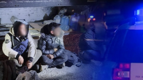 Ndalohet një shtetas serb në Maqedoni, po kontrabandonte imigrantë