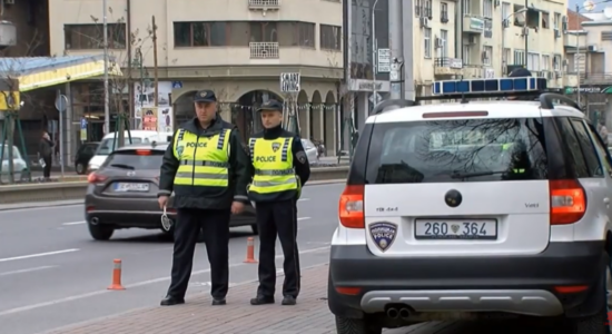(VIDEO) Gjatë janarit rreth 19 mijë shkelje trafiku, 74 të arrestuar
