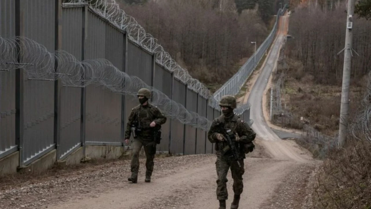 Polonia zbulon spiunin rus brenda Ministrisë së Mbrojtjes: E kemi ndjekur prej muajsh, provat janë shumë të forta