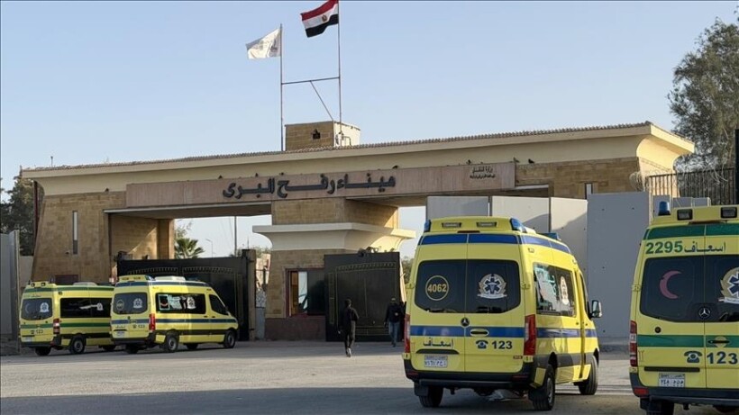 Grupi i parë i palestinezëve që po kthehen nga Egjipti arrin në pikën kufitare Rafah