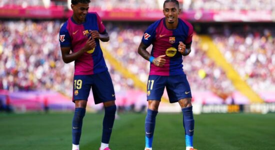 Raphinha: Lamine Yamal ka potencialin të fitojë çdo trofe në të ardhmen