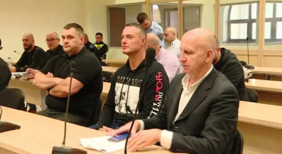 Gjykimi “Shtekli”: Prezantohen ekspertizat mjeko-ligjore dhe analizat e ADN-së, prokuroria pretendon se grupi ishte rreptësisht hierarkik