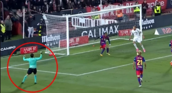 (VIDEO) Gjesti i gjyqtarit Munuera Monteros në ndeshjen kundër Albacetes, bezdis tifozët e Barcelonës