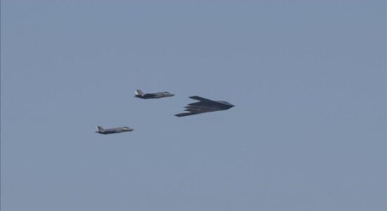 12 avionë luftarakë F-22 zbarkojnë në Izrael mes tensioneve SHBA-Iran