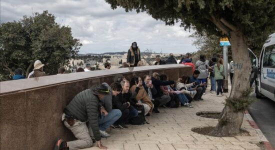 Shpërthime dëgjohen në veri të Izraelit pas lëshimit të raketave nga Irani
