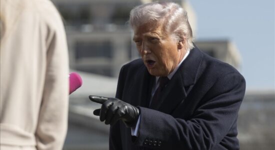 Trump njofton “operacione të mëdha ushtarake” në Iran për të “mbrojtur amerikanët”