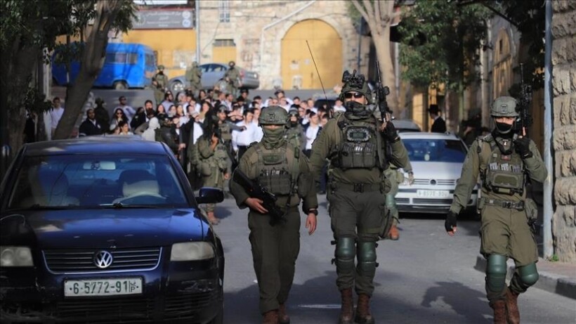 Forcat izraelite arrestojnë gazetarë dhe aktivistë të huaj në Bregun Perëndimor pas sulmeve të kolonëve