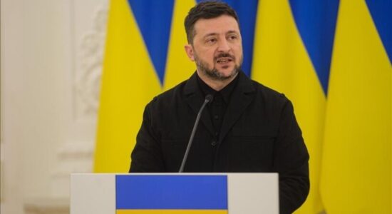 Zelenskyy: SHBA po propozon që Rusia dhe Ukraina ta përfundojnë luftën “deri në fillim të kësaj vere”