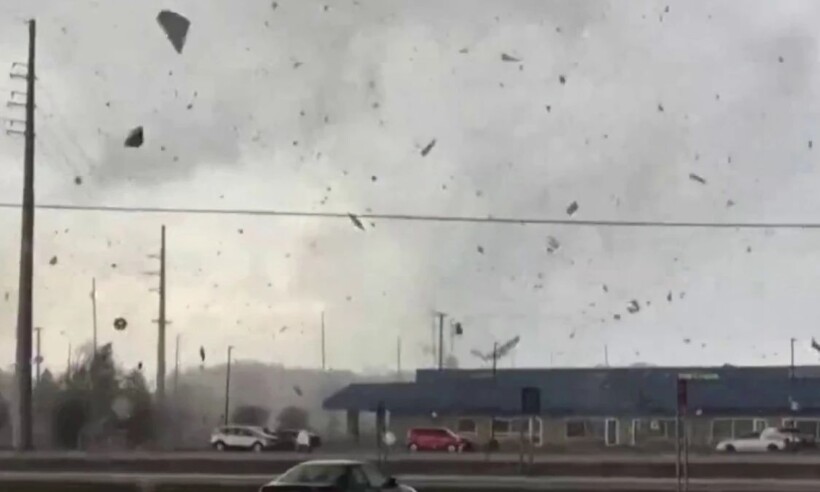 Tornado vdekjeprurëse në Michigan, raportohet për viktima dhe dëme materiale