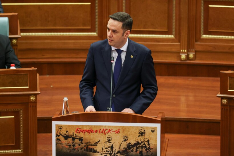 Abdixhiku: Mbështes vendimin e Osmanit për shpërndarjen e Kuvendit