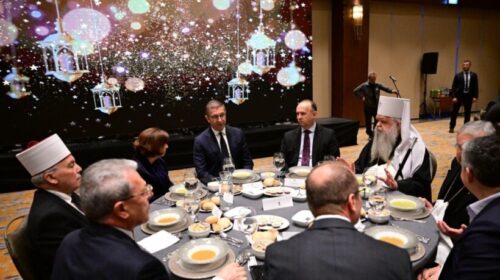 Kryeministri Mickoski shtroi iftar në emër të Qeverisë
