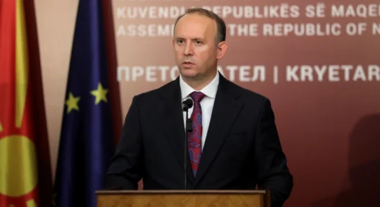 Urim nga kryetari i Kuvendit, Gashi me rastin e Ditës së Mësuesit dhe Shkollës Shqipe