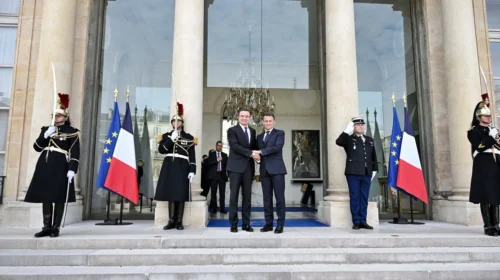 Kurti pritet nga Macron në Pallatin Elize, konfirmohet partneriteti Kosovë–Francë