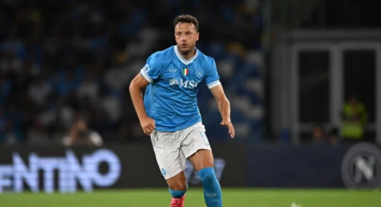 Amir Rrahmani rikthehet në stërvitje me Napolin