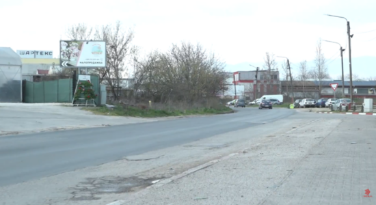 (VIDEO) Pesë vjet rikonstruimi i bulevardit “Boris Trajkovski”, qytetarët akuzojnë për vjedhje