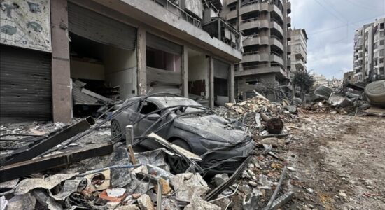 Sulmet ajrore izraelite lënë pas gjurmë shkatërrimi në lagjen Dahiyeh të Bejrutit