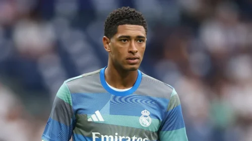 Bellingham udhëton me skuadrën e Real Madridit për t’u përballur me Man Cityn