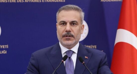Fidan: Turqia do t’u rezistojë “të gjitha llojeve të provokimeve” mes tensioneve në Lindjen e Mesme