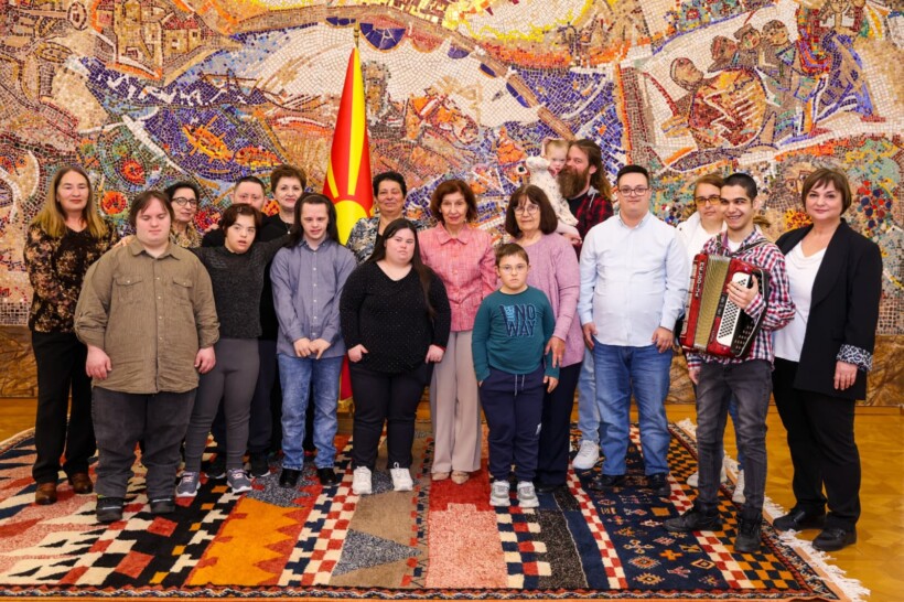 Siljanovska-Davkova: Të rritet vetëdija publike dhe të hapen më shumë qendra ditore për personat me sindromën Down