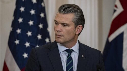 Shefi i Pentagonit thotë se nuk ka “luftë për ndryshim regjimi” në Iran, ndërsa sulmet amerikane vazhdojnë