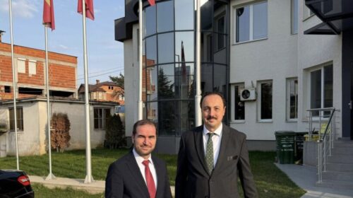 Kryetari Ejup Abazi mirëpret Ambasadorin e Turqisë Fatih Ulusoy